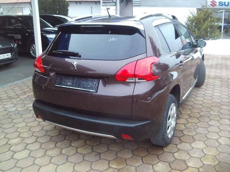 Gebraucht Peugeot 2008 Allure 88 PS (64 kW) 2015 SUV