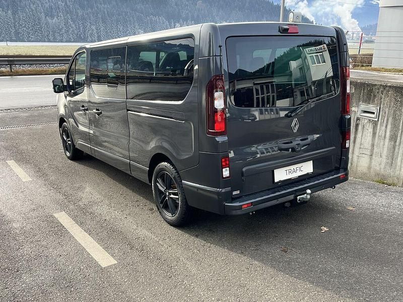 Neu Renault Trafic Techno 150 PS (110 kW) 2025 Van / Kleinbus