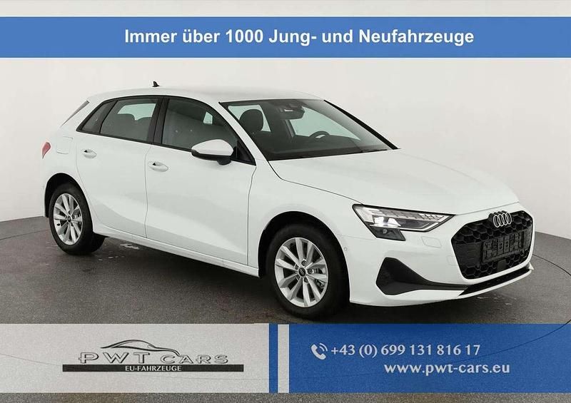 Weiß Neu 2025 Audi A3 Ambiente Limousine | € 36.174 (Guter Preis) - Bild 1/4