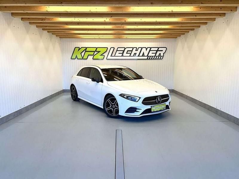 Gebraucht Mercedes A180 AMG line 136 PS (100 kW) 2019 Weiß Limousine