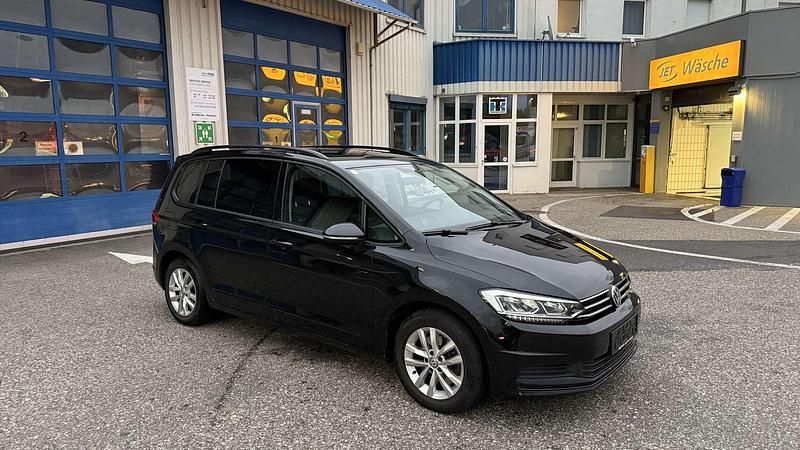 Gebraucht VW Touran Highline 150 PS (110 kW) 2019 Van / Kleinbus