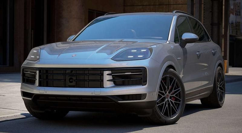 Silber Gebraucht 2024 Porsche Cayenne S E-Hybrid SUV | € 106.900 - Bild 1/4