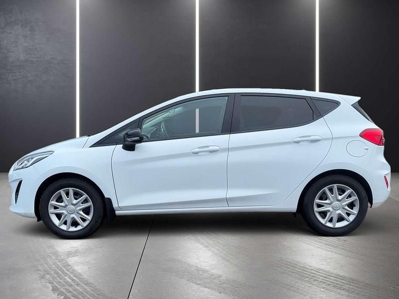 Gebraucht Ford Fiesta Trend 84 PS (61 kW) 2018 Weiß Kleinwagen