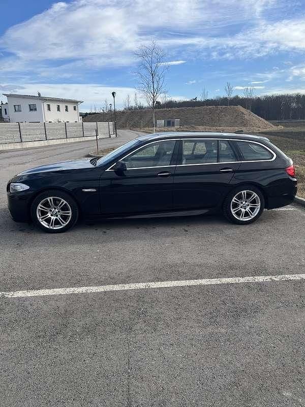 Gebraucht BMW 520 184 PS (135 kW) 2012 Schwarz Kombi