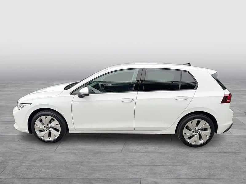 Neu VW Golf VIII 115 PS (84 kW) 2026 Weiss  normal