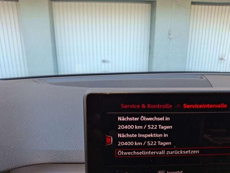 Silber Gebraucht 2018 Audi A4 Kombi | € 17.000 (Fairer Preis) - Bild 1/4