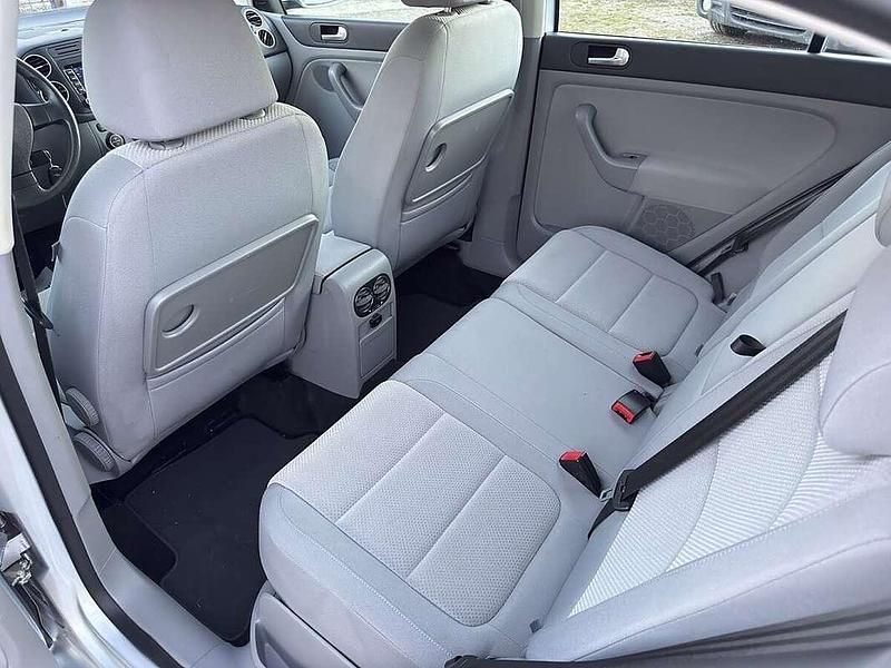 Gebraucht VW Golf VI Comfortline 80 PS (58 kW) 2008 Silber Kleinwagen