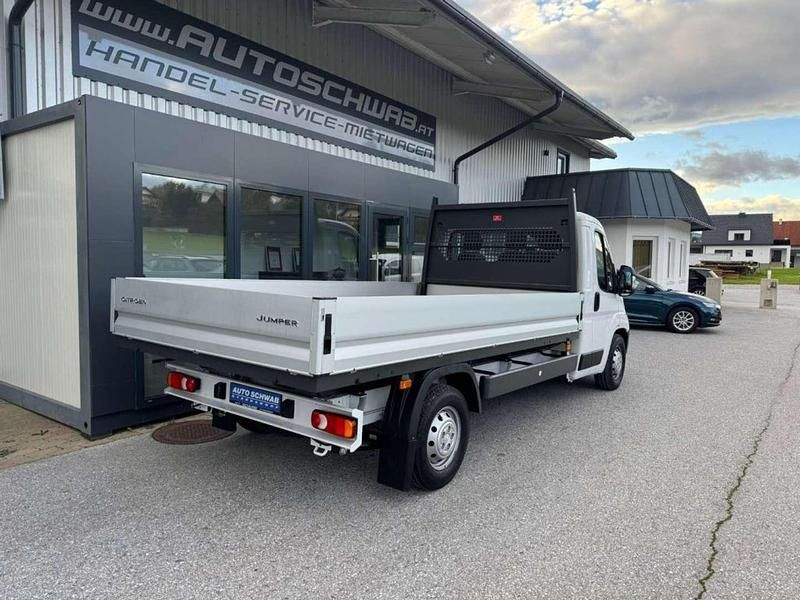 Gebraucht Citroën Jumper 140 PS (102 kW) 2024 Weiß Van / Kleinbus