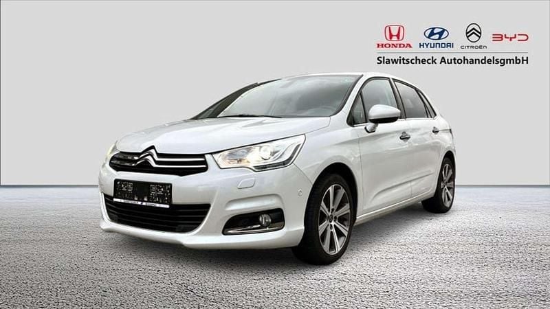 Weiß Gebraucht 2017 Citroën C4 Feel Limousine | € 7.500 (Superpreis) - Bild 1/4