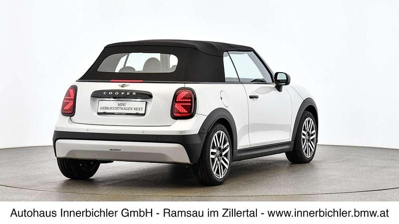 Gebraucht Mini Cooper Cabriolet 163 PS (119 kW) 2025 Weiß Cabrio