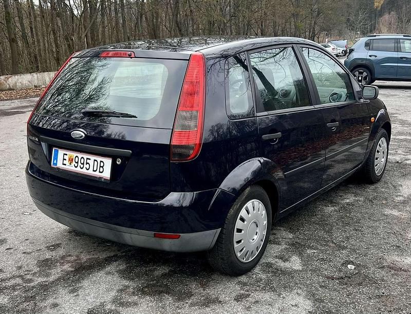 Gebraucht Ford Fiesta Ambiente 75 PS (55 kW) 2005 Limousine