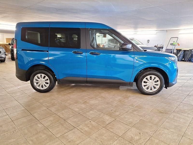 Neu Ford Tourneo Courier Trend 125 PS (91 kW) 2026 Blau Van / Kleinbus
