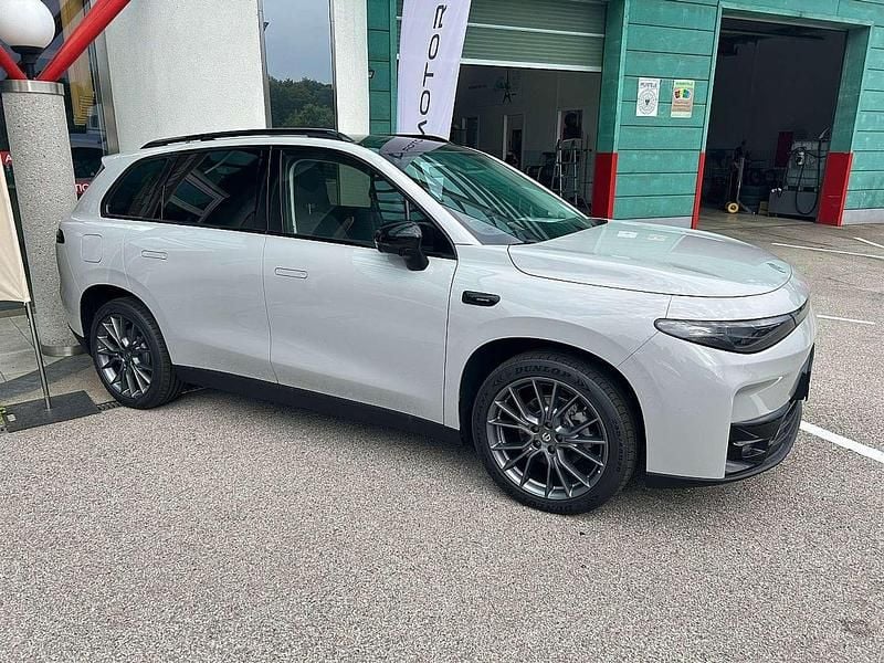 Gebraucht Leapmotor C10 88 PS (64 kW) 2025 Grau SUV