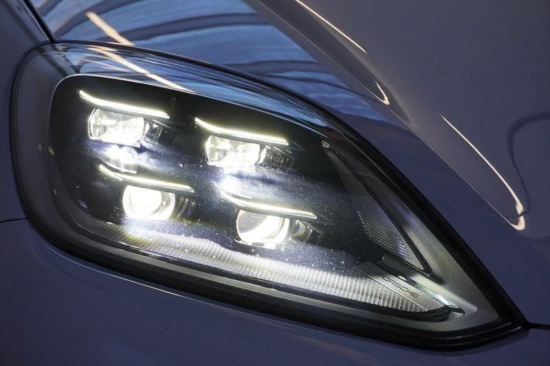 Gebraucht Porsche Cayenne 305 PS (224 kW) 2024 Grau SUV