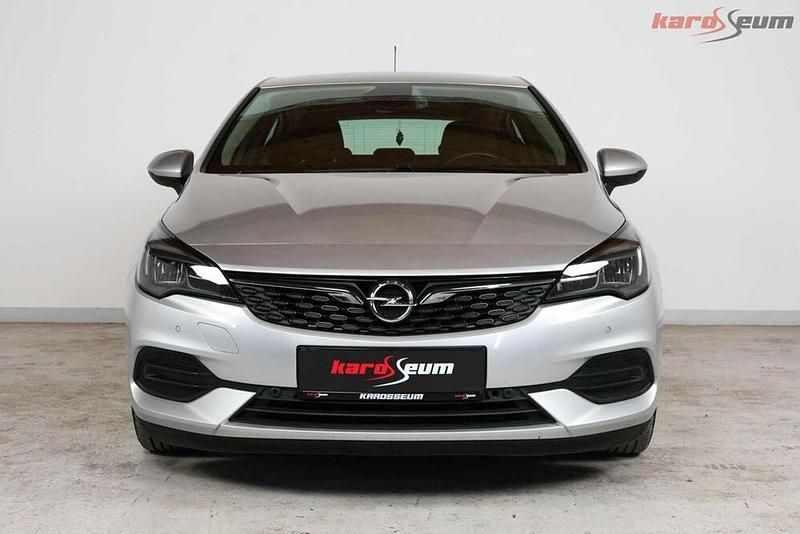 Gebraucht Opel Astra Edition 105 PS (77 kW) 2020 Silber Limousine