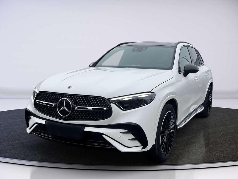 Gebraucht Mercedes GLC220 AMG Line Premium Plus 197 PS (144 kW) 2024 Weiß SUV