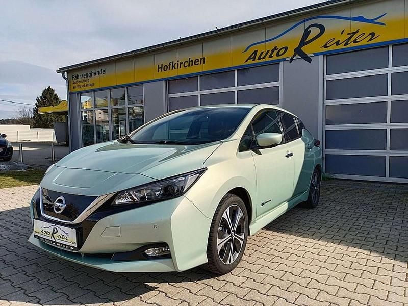 Gebraucht Nissan Leaf 360º 110 kW (150 PS) 2018 Grau Kleinwagen