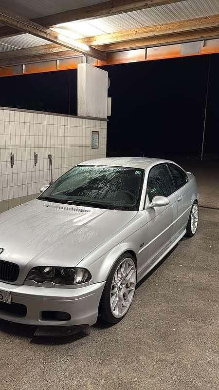 Gebraucht BMW 325 192 PS (141 kW) 2001 Coupé