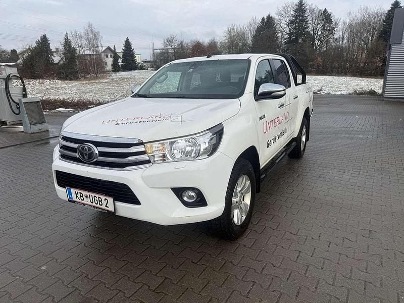 Gebraucht Toyota HiLux Active 150 PS (110 kW) 2020 Weiß Abholung