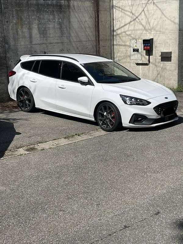 Gebraucht Ford Focus ST 190 PS (139 kW) 2021 Kombi