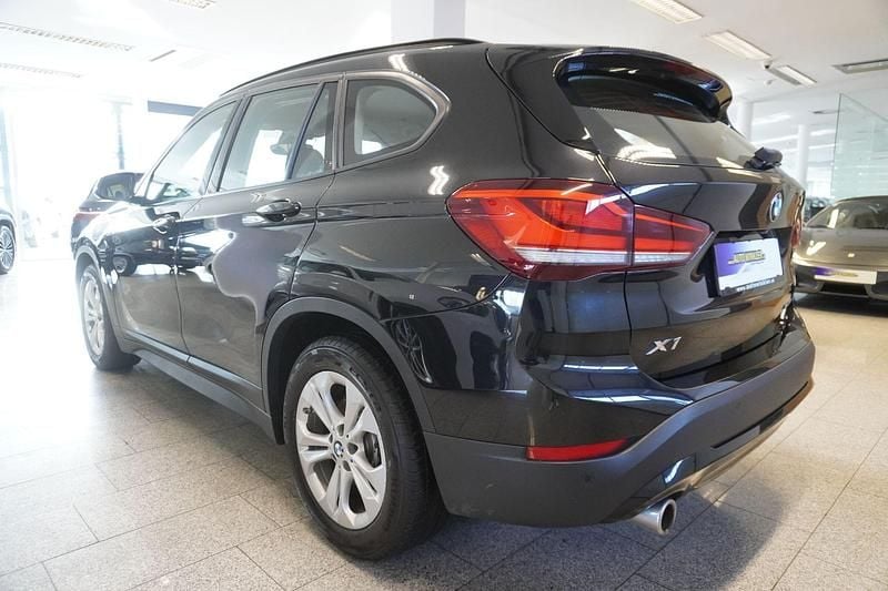 Gebraucht BMW X1 Sport Line 220 PS (161 kW) 2021 Schwarz SUV