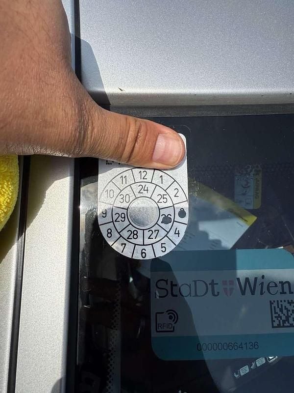 Gebraucht Mercedes E200 Elegance 122 PS (89 kW) 2006 Silber Limousine