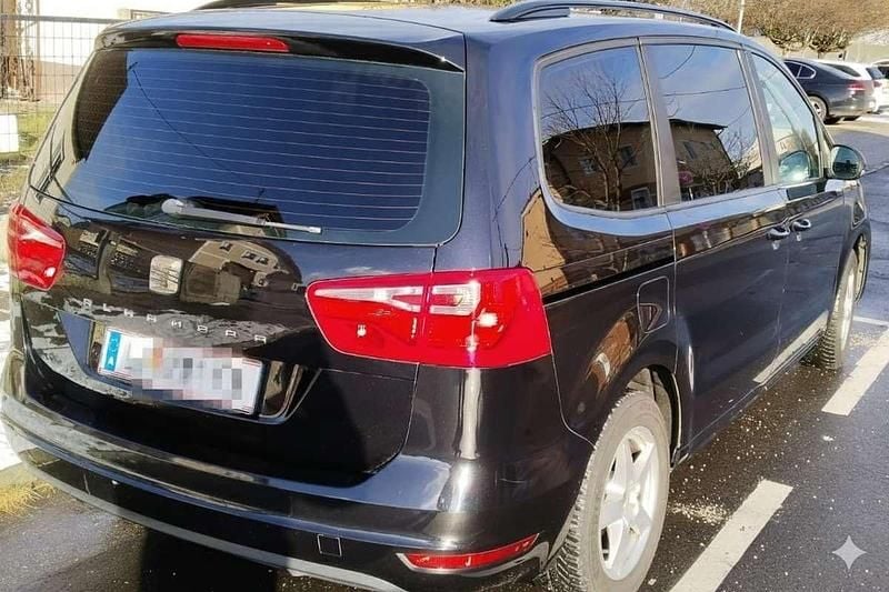 Gebraucht Seat Alhambra 140 PS (102 kW) 2015 Schwarz Van / Kleinbus