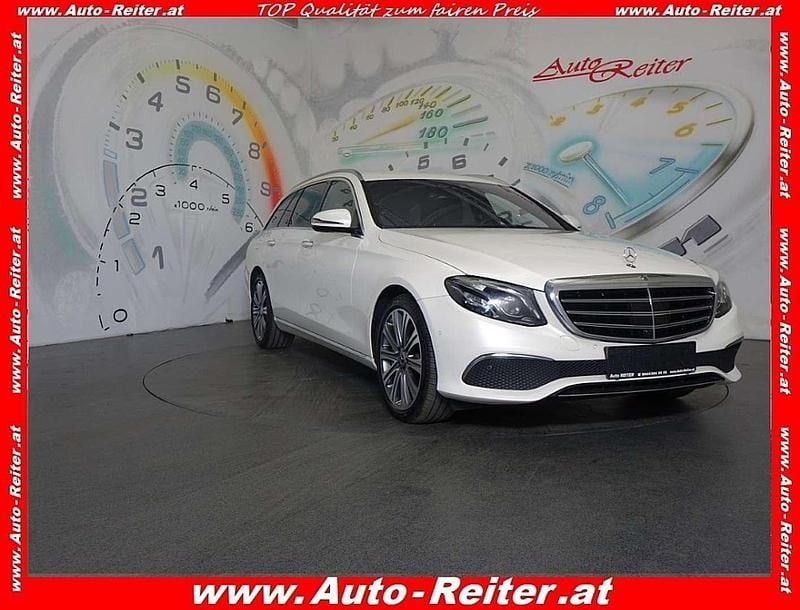 Weiß metallic Gebraucht 2020 Mercedes E350 Exclusive Kombi | € 44.990 - Bild 1/3