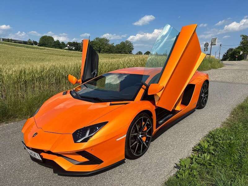 Gebraucht 2018 Lamborghini Aventador Benzin 740 PS (449.000 €) | Wien