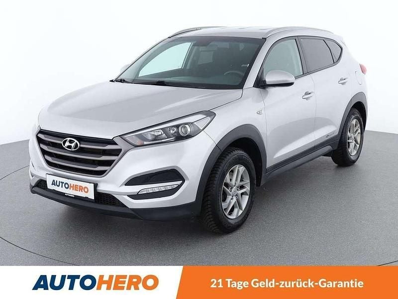 Grau Gebraucht 2017 Hyundai Tucson Comfort SUV | € 15.490 - Bild 1/3