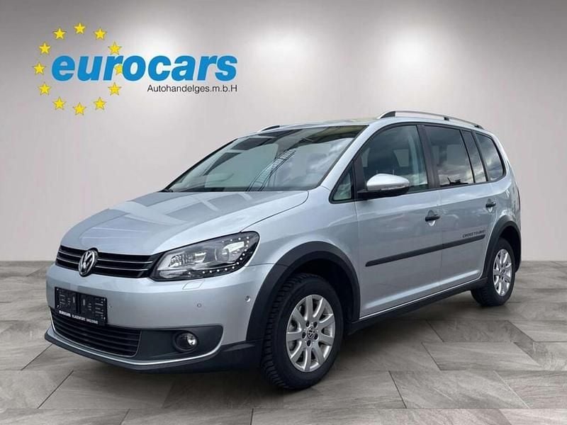 Gebraucht VW Touran Cross 105 PS (77 kW) 2011 Silber Van / Kleinbus