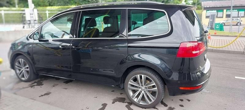 Gebraucht VW Sharan Comfortline 177 PS (130 kW) 2014 Van / Kleinbus