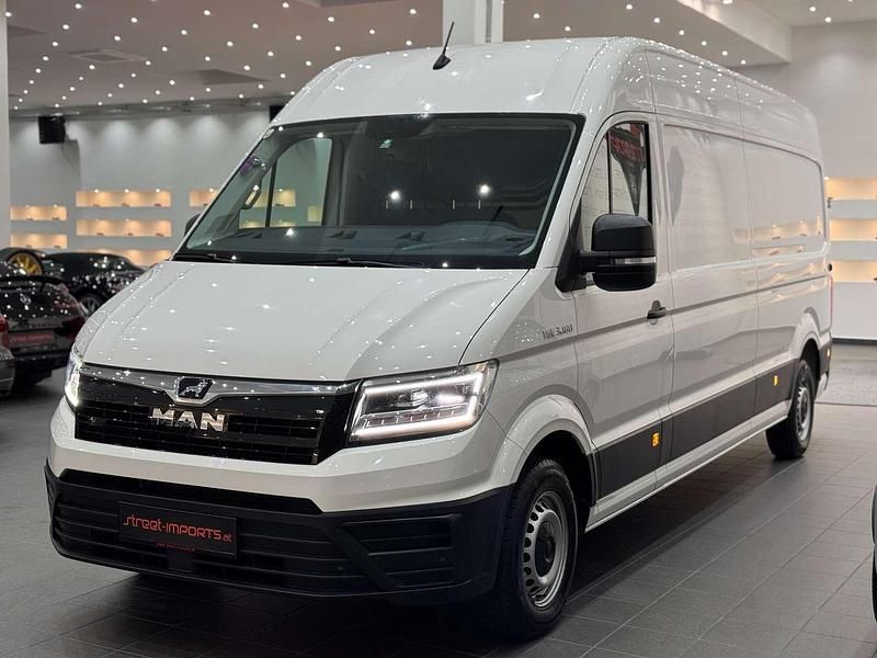Weiß Gebraucht 2022 MAN TGE Van | € 45.000 (Teuer) - Bild 1/4