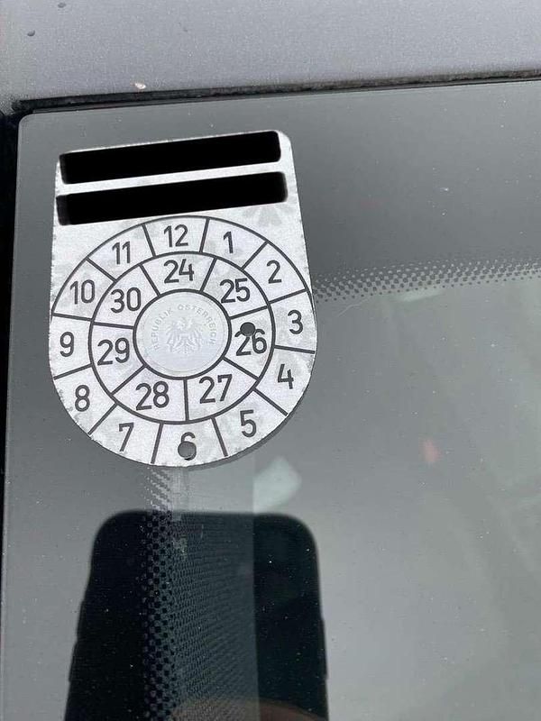 Gebraucht Skoda Superb SportLine 190 PS (139 kW) 2018 Schwarz Kombi