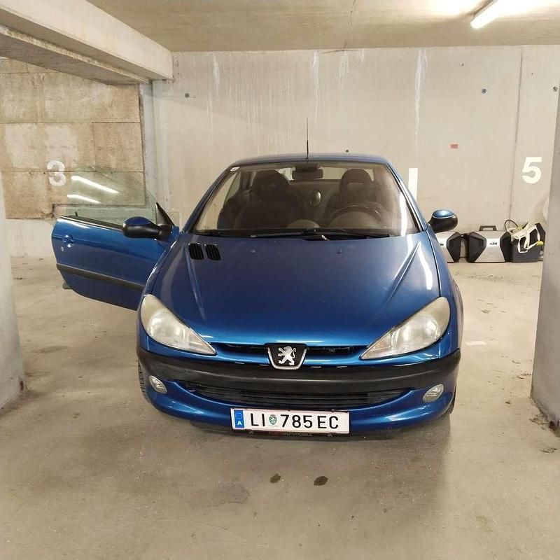Gebraucht Peugeot 206 CC 109 PS (80 kW) 2002 Cabrio