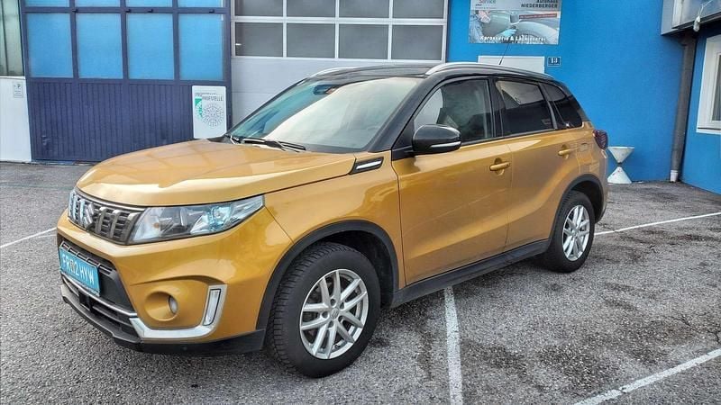 Gold Gebraucht 2019 Suzuki Vitara SUV | € 15.400 (Fairer Preis) - Bild 1/4