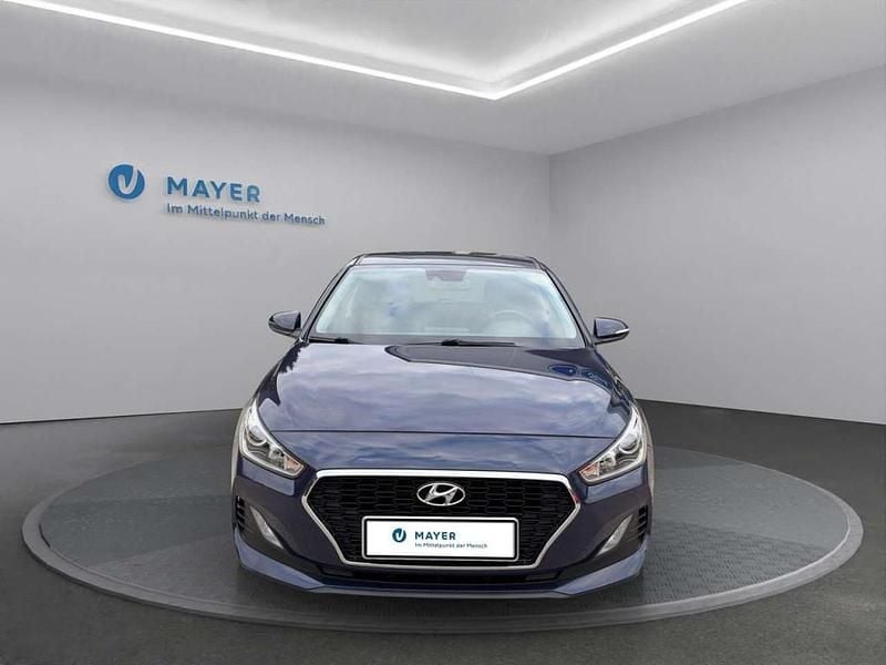 Gebraucht Hyundai i30 99 PS (72 kW) 2019 Blau Limousine