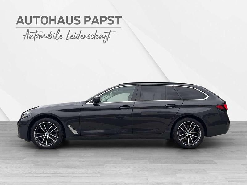 Gebraucht BMW 520 Sport Line 190 PS (139 kW) 2022 Grau Kombi