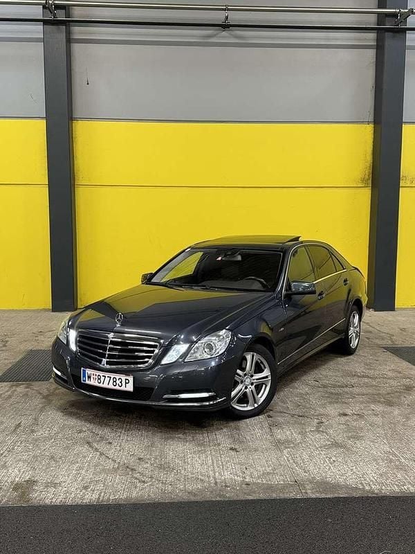Gebraucht Mercedes E350 265 PS (194 kW) 2011 Grau Limousine