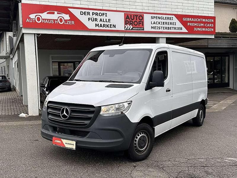 Gebraucht Mercedes Sprinter 150 PS (110 kW) 2024 Weiß Van