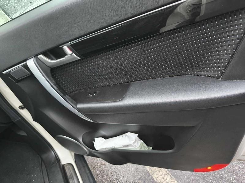 Gebraucht Chevrolet Captiva 167 PS (122 kW) 2011 Weiß SUV