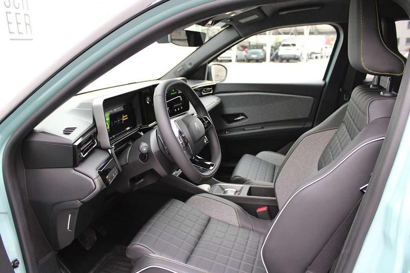 Gebraucht Renault 4 E-Tech Iconic 110 kW (150 PS) 2025 Grün SUV