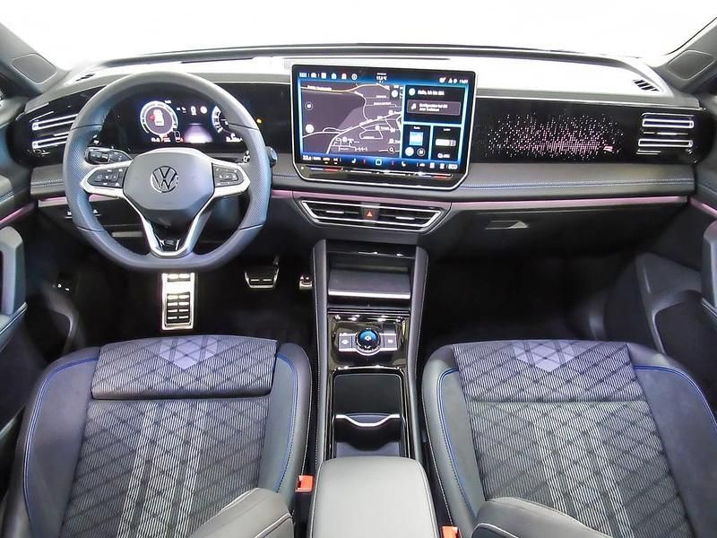 Gebraucht VW Tiguan Sport 204 PS (150 kW) 2025 Mittelgrau  metallic SUV