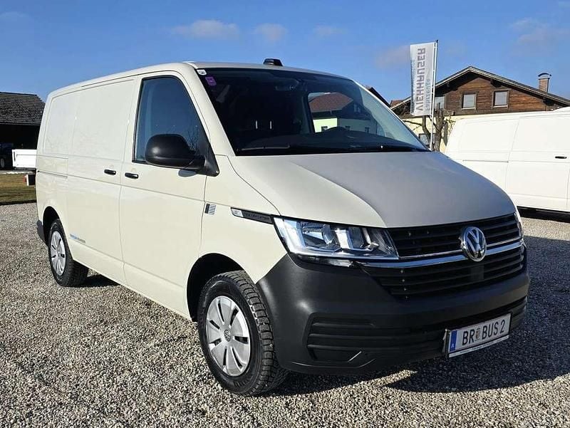 Gebraucht VW T6.1 110 PS (80 kW) 2023 Grau Van