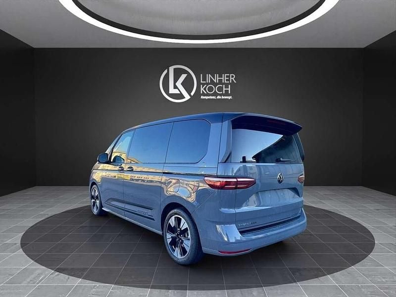 Gebraucht VW Multivan Edition 245 PS (180 kW) 2025 Grau Van