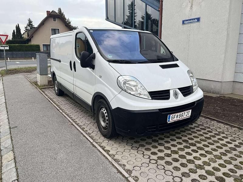 Weiß Gebraucht 2010 Renault Trafic Van | € 5.990 (Guter Preis) - Bild 1/4