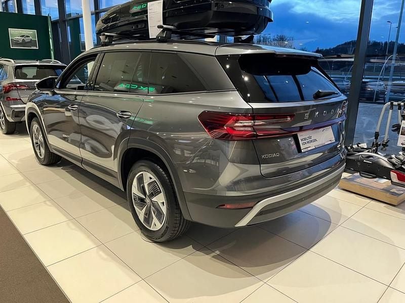 Neu Skoda Kodiaq Selection 193 PS (141 kW) 2026 Mittelgrau  metallic SUV