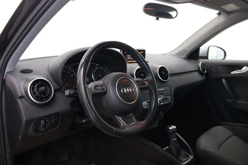 Gebraucht Audi A1 82 PS (60 kW) 2018 Schwarz Limousine