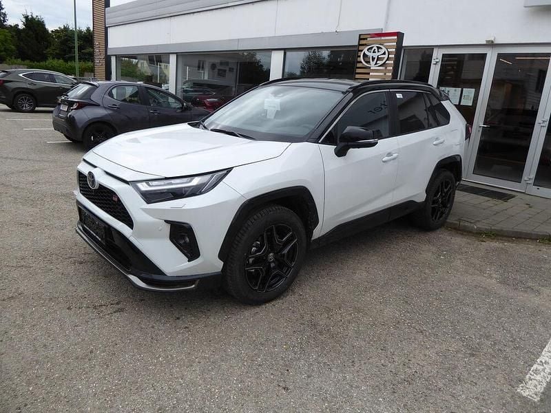 Neu Toyota RAV4 Hybrid Sport 185 PS (136 kW) 2025 SUV