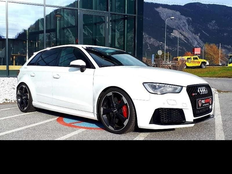 Weiß Gebraucht 2016 Audi RS3 Limousine | € 38.000 (Guter Preis) - Bild 1/4